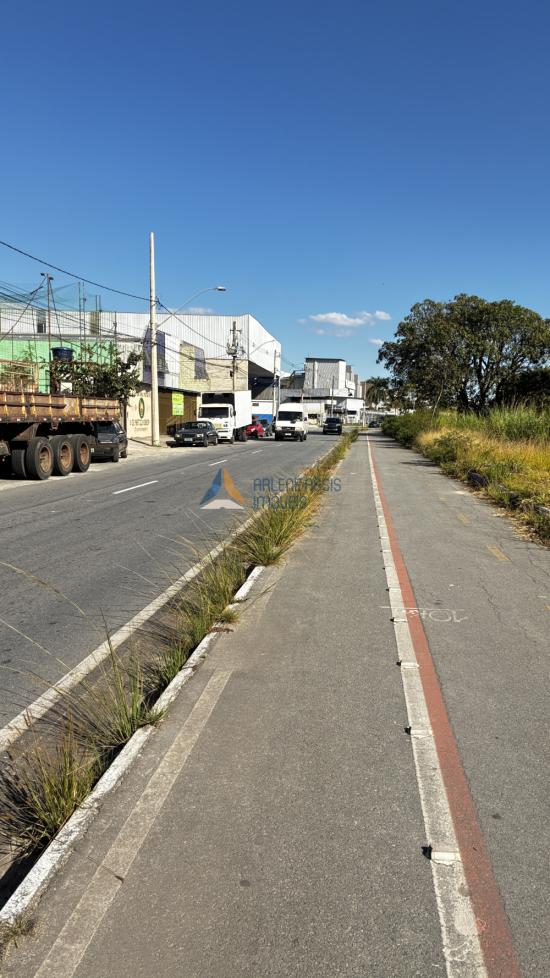 area-aluguel-alterosa-av-juiz-marco-tulio-isaac-1057914